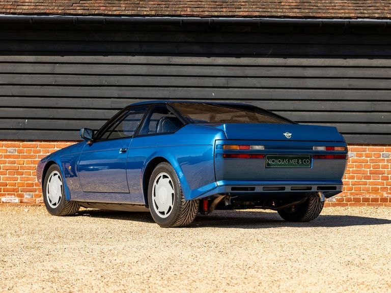 Aston Martin V8 X-pack Blue #2