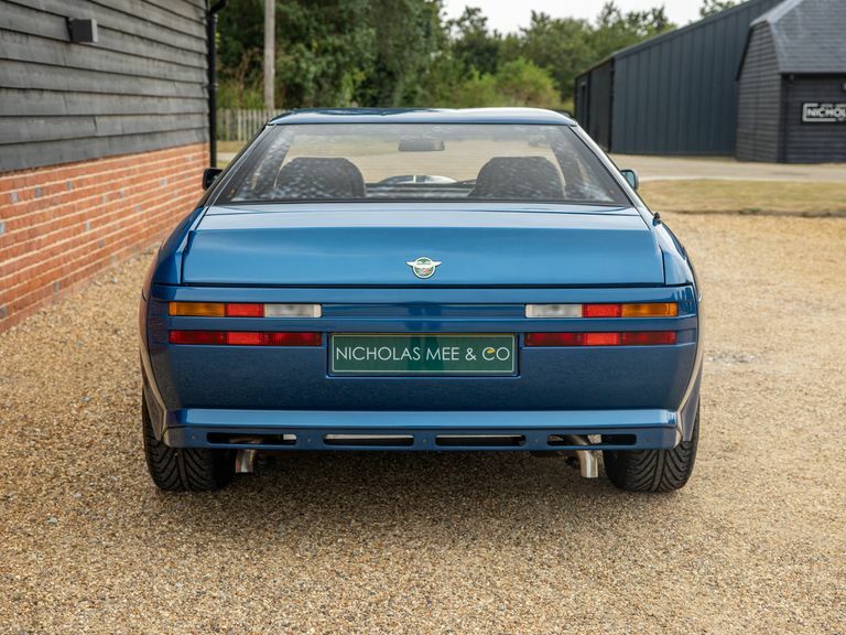 Aston Martin V8 Efi Blue #26