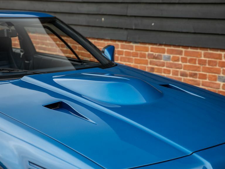 Aston Martin V8 Efi Blue #15