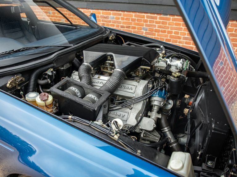 Aston Martin V8 Efi Blue #7
