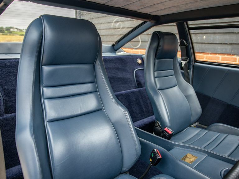Aston Martin V8 Efi Blue #43