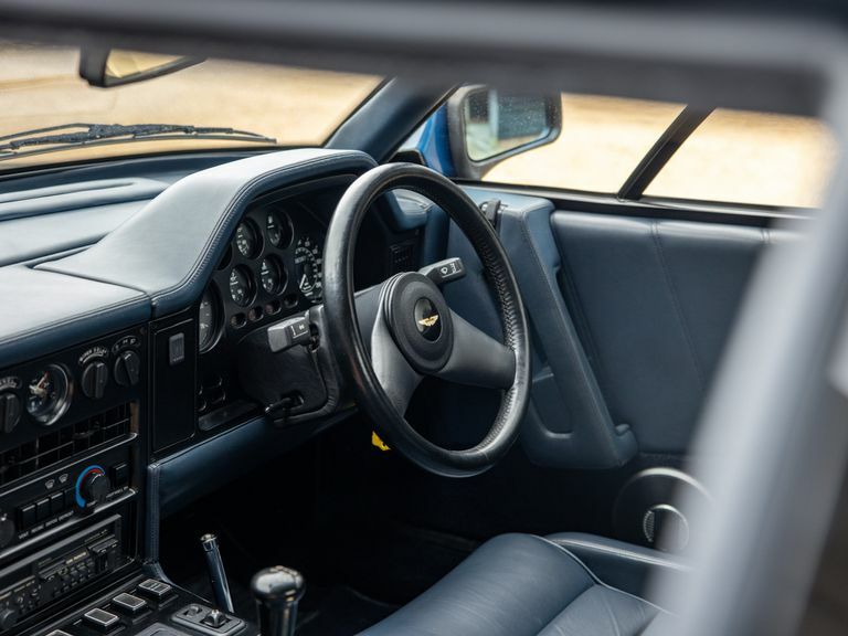 Aston Martin V8 Efi Blue #34