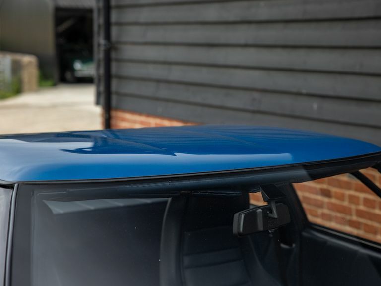 Aston Martin V8 Efi Blue #20