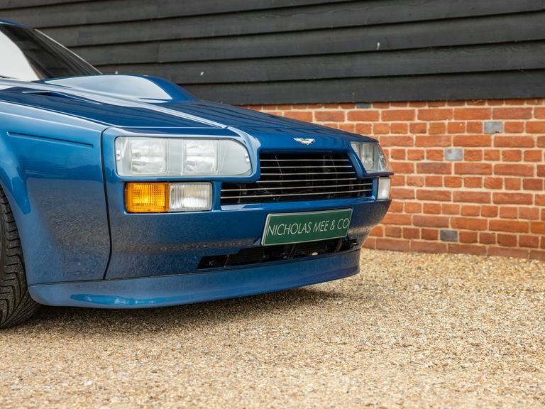 Aston Martin V8 Efi Blue #10