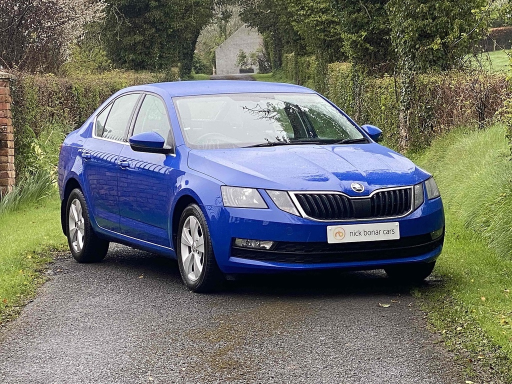 Skoda Octavia Tsi Se Technology Blue