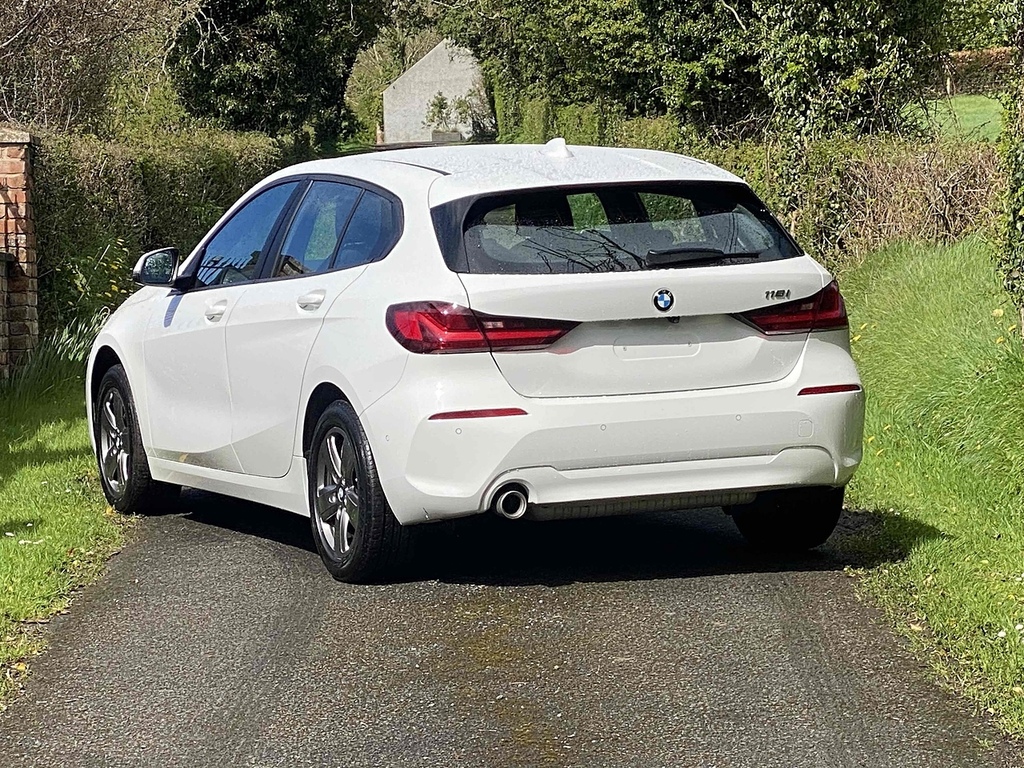 BMW 1 Series 118I Se EMZ1066 White #5
