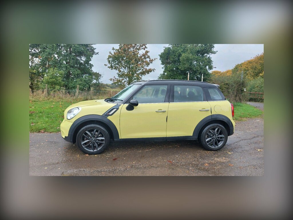 Mini Countryman 2.0 Cooper Sd Suv Euro 5 Ss SV12VUD Yellow #2