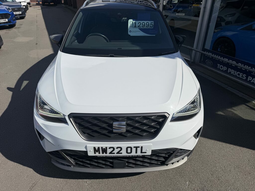 Seat Arona Petrol MW22OTL White #3