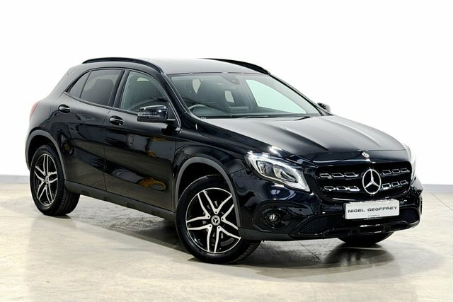 Mercedes-Benz GLA Class 1.6 Gla180 Urban Edition Suv 7G-dct Eur Black