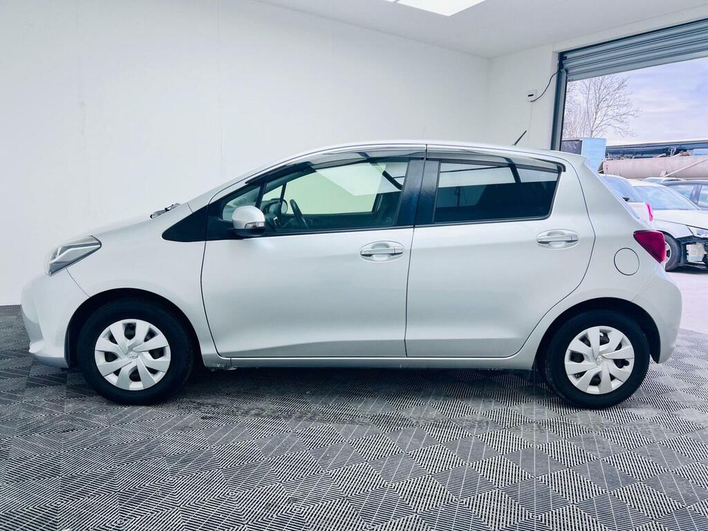 Toyota Yaris 1.33 Dual Vvt-i Icon Multidrive S Euro 6 2016 Silver #5