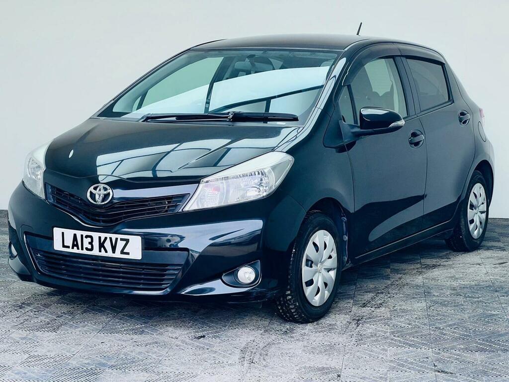 Toyota Yaris 1.33 Dual Vvt-i Tr Multidrive S Euro 5 20131 LA13KVZ Black #3