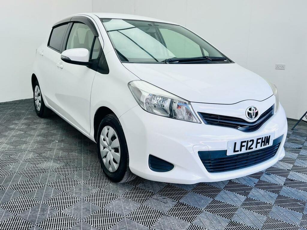 Toyota Yaris 1.33 Dual Vvt-i Tr Multidrive S Euro 5 20121 White
