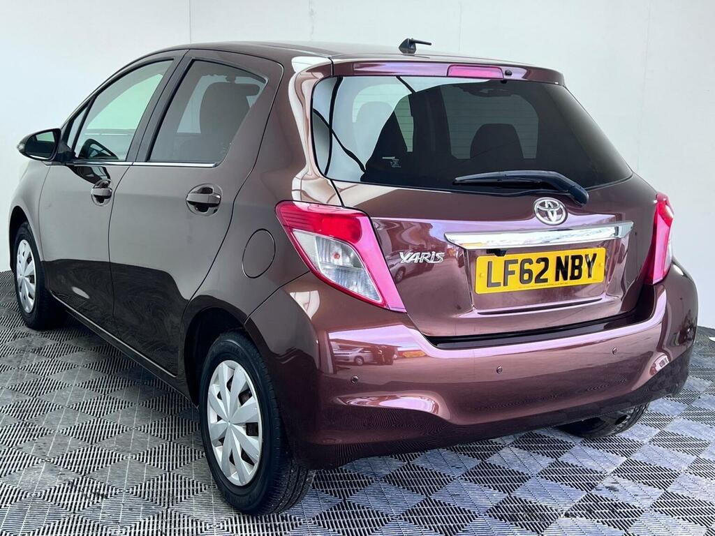Toyota Yaris 1.33 Dual Vvt-i Tr Multidrive S Euro 5 20126 Brown #4