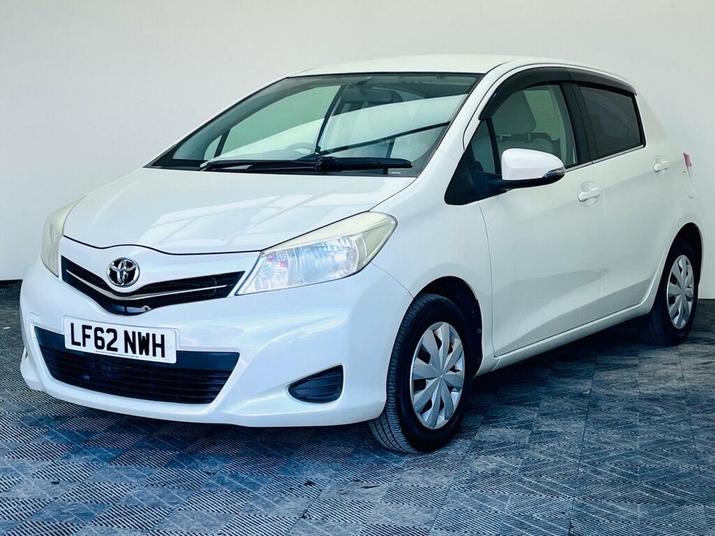 Toyota Yaris 1.33 Dual Vvt-i Tr Multidrive S Euro 5 20126 White #3