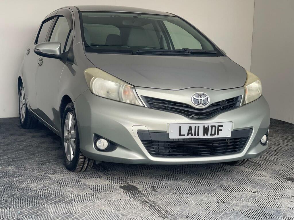 Toyota Yaris 1.33 Dual Vvt-i Tr Multidrive S Euro 5 20111 Silver