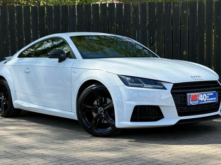 Audi TT 1.8T Fsi Black Edition S Tronic White #2