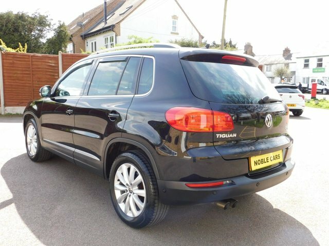 Volkswagen Tiguan 2.0 Tdi Bluemotion Tech Match Suv Manua KY64HFT Black #4