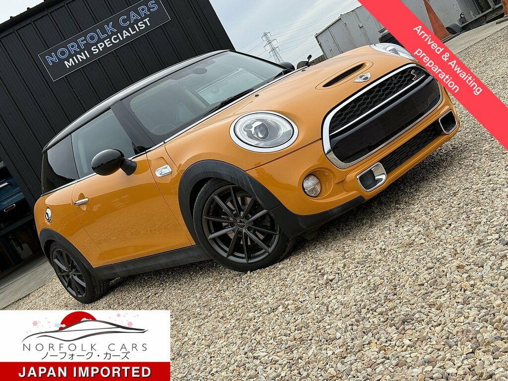 Mini Hatch Cooper S Orange