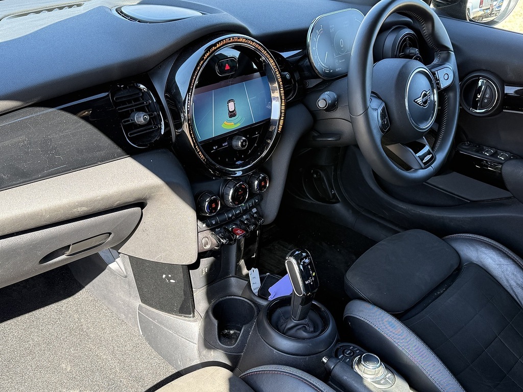 Mini Hatch Cooper S Sport WN22GMY Green #3