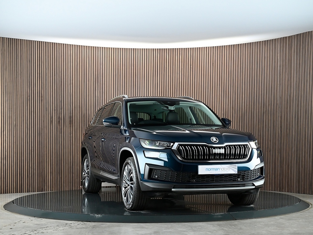 Skoda Kodiaq 1.5 Tsi Act Se L Executive Suv Dsg Euro CF72YPC Blue #4