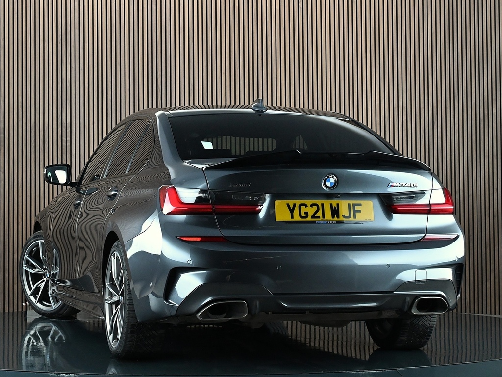 BMW 3 Series 3.0 M340i Mht Saloon Hybrid Xdrive YG21WJF Grey #2
