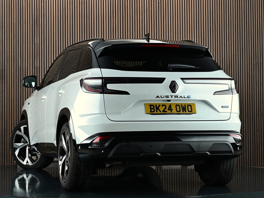 Renault Austral 1.2 E-tech Techno Esprit Alpine Suv Hyb BK24OWO White #2