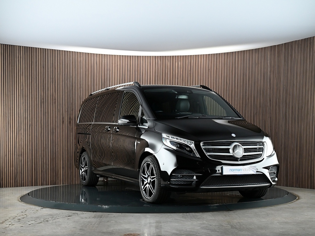 Mercedes-Benz V Class V Class Amg Line Mpv 2 Black #4