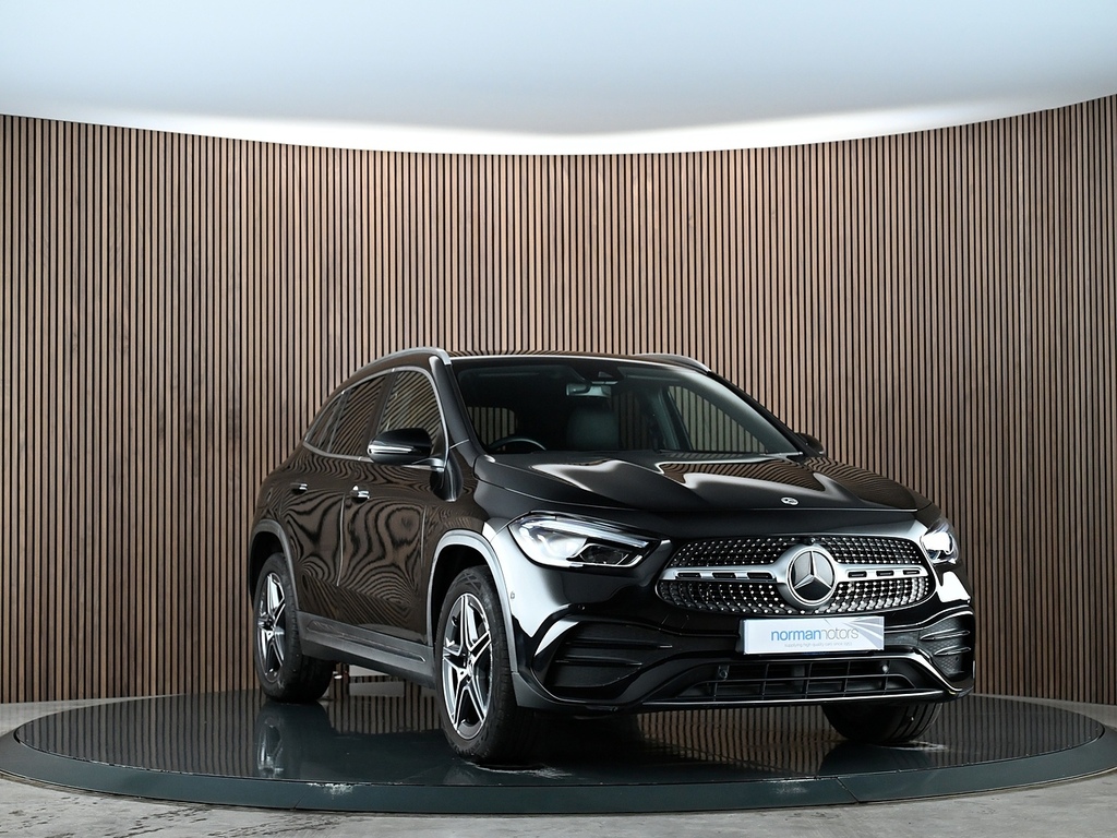 Mercedes-Benz GLA Class 1.3 Gla250e 15.6Kwh Exclusive Edition Premium Su LV22BYU Black #4