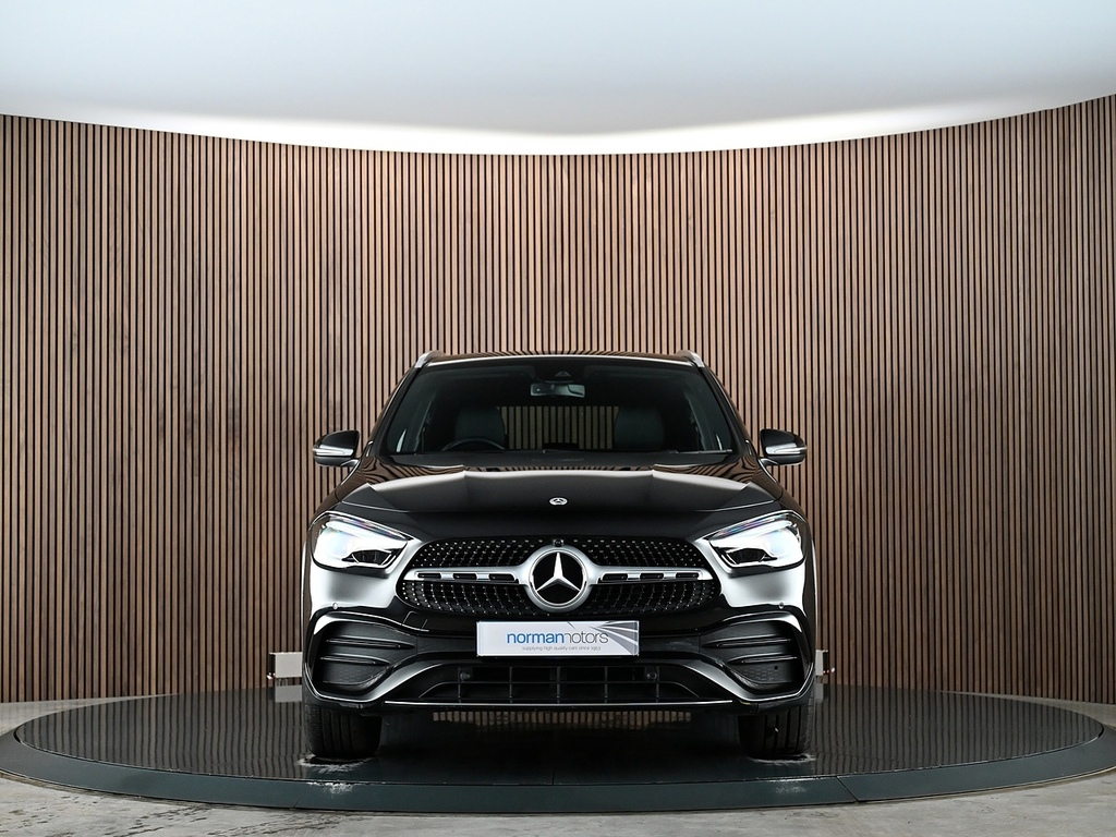 Mercedes-Benz GLA Class 1.3 Gla250e 15.6Kwh Exclusive Edition Premium Su LV22BYU Black #5