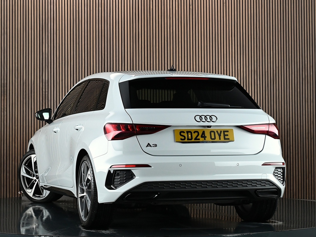Audi A3 1.5 Tfsi 35 Black Edition Sportback S T SD24OYE White #2