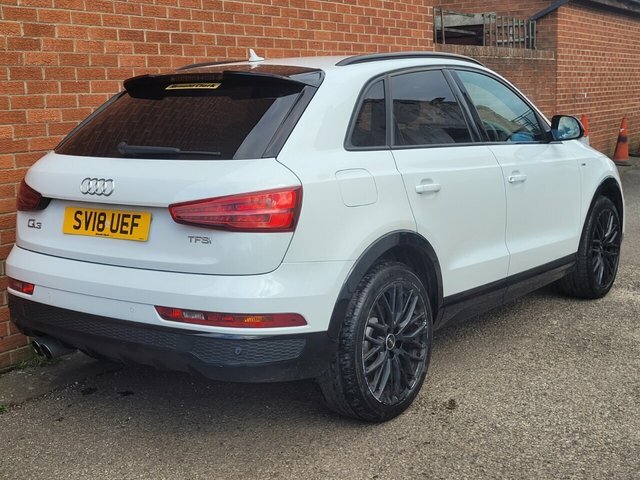 Audi Q3 Tfsi Cod Black Edition SV18UEF White #5