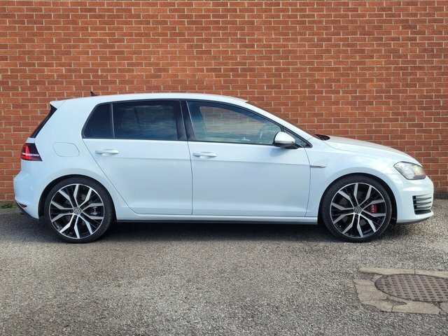 Volkswagen Golf Tsi Bluemotion Tech Gti YS14DFD White #6