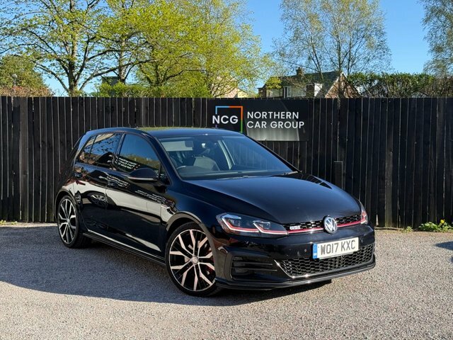 Volkswagen Golf 2017 2.0 Tsi Bluemotion Tech Gti Hatchback Pet Black