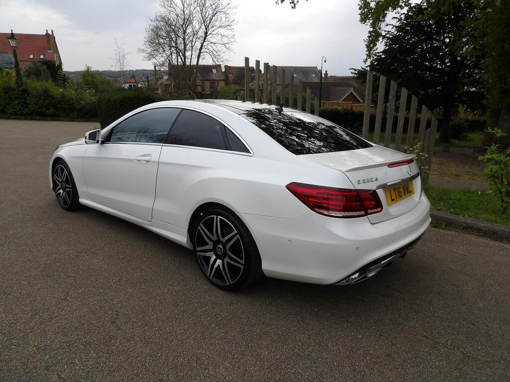 Mercedes-Benz E Class 2.1 E220d Amg Line Edition Coupe G-tron White #5