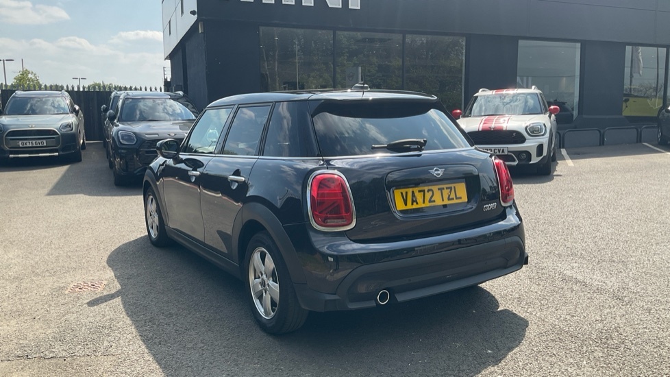 Mini Hatch 5-Door Hatch Cooper Classic VA72TZL Black #2