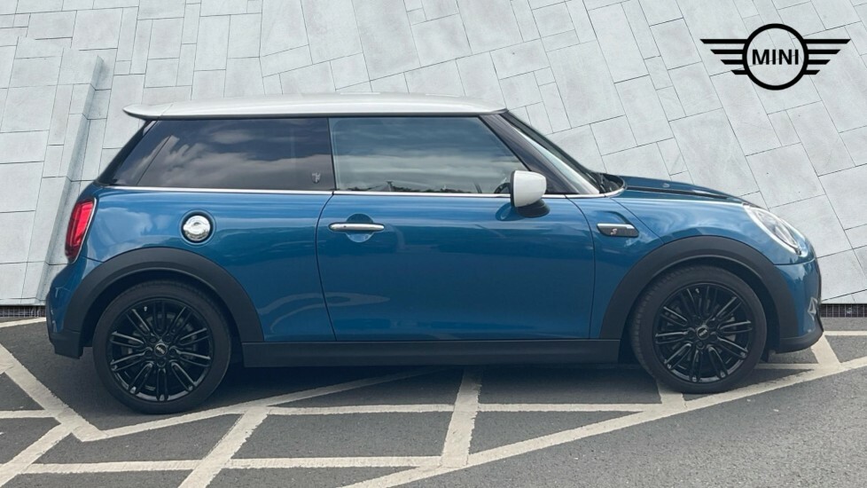 Mini Hatch 3-Door Hatch Cooper S Exclusive GX24ODV Blue #3