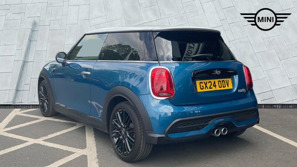 Mini Hatch 3-Door Hatch Cooper S Exclusive GX24ODV Blue #2