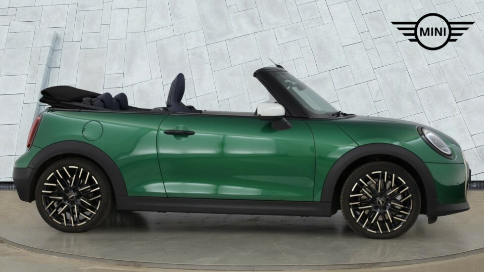 Mini Convertible Cooper Convertible C YJ25DRB Green #3