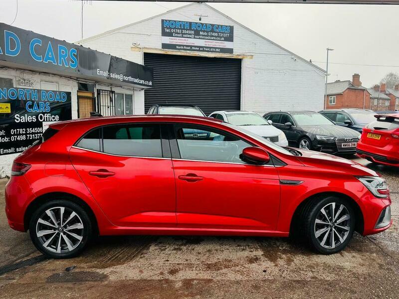 Renault Megane E-Tech 1.6 E-tech 9.8Kwh Rs Red #3