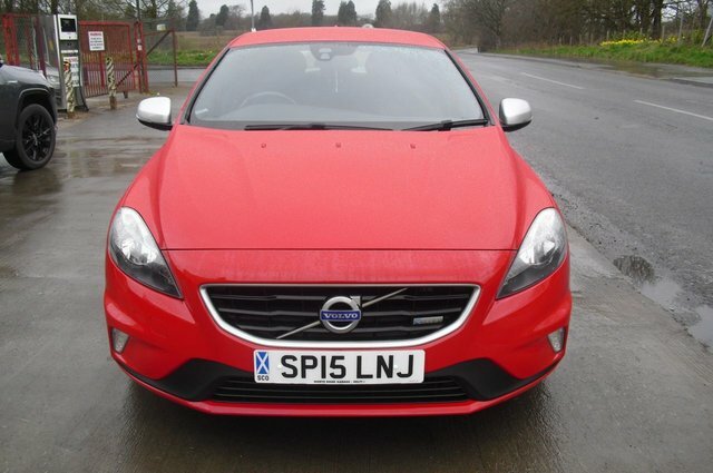 Volvo V40 Hatchback SP15LNJ Red #3