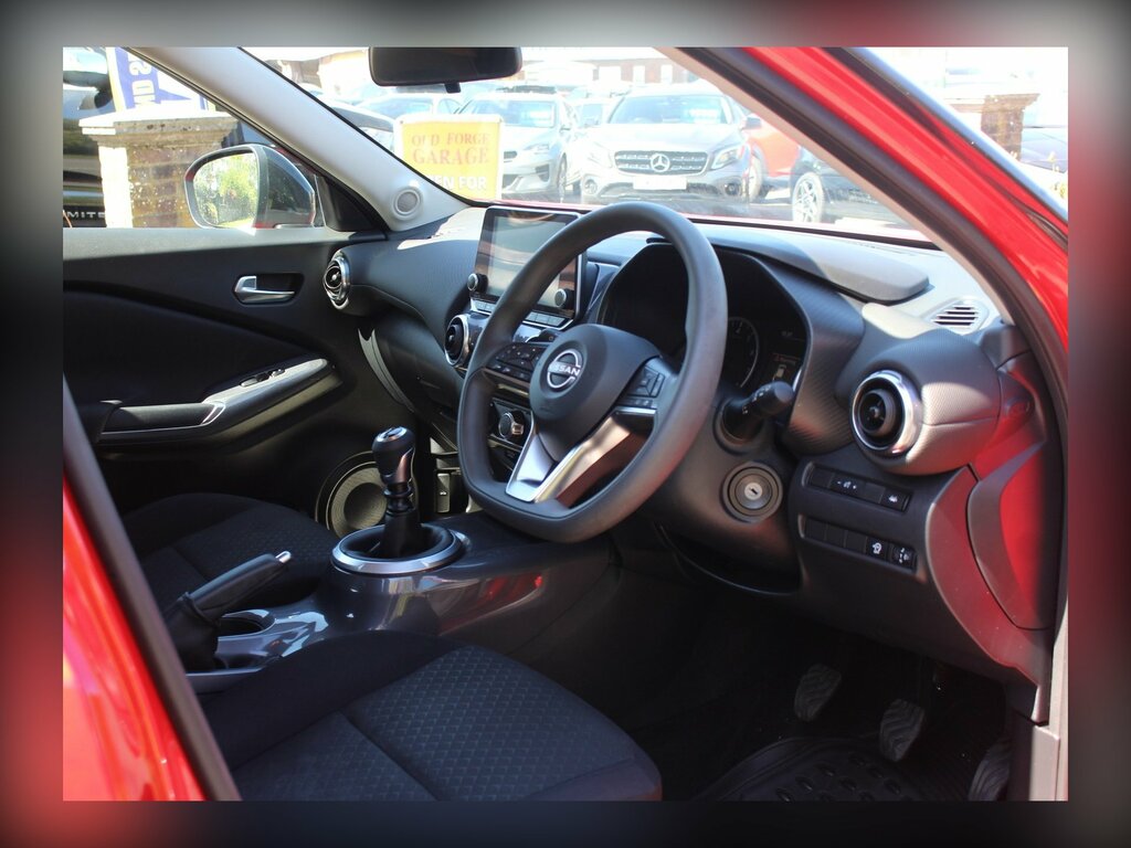 Nissan Juke 1.0 Dig-t Acenta Suv Euro 6 Ss YG73XLD Red #3