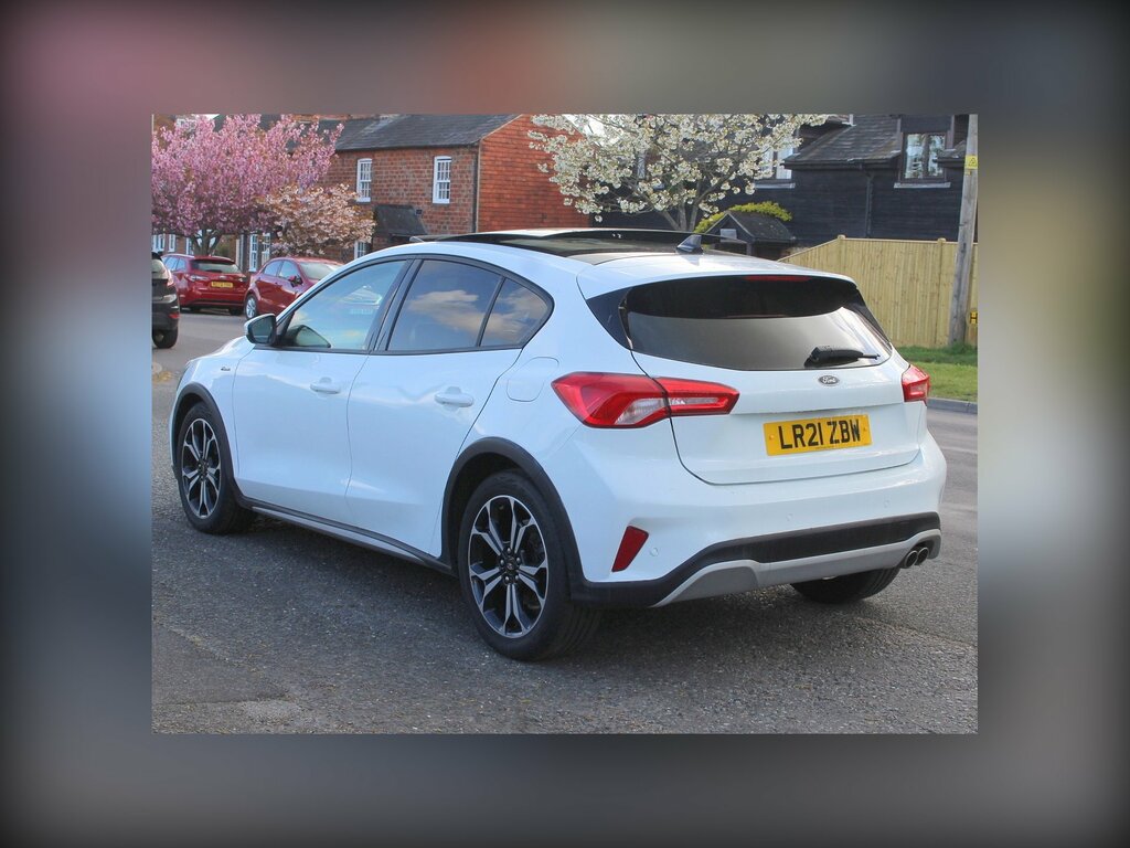 Ford Focus 1.5 Ecoblue Active X Hatchback E LR21ZBW White #2
