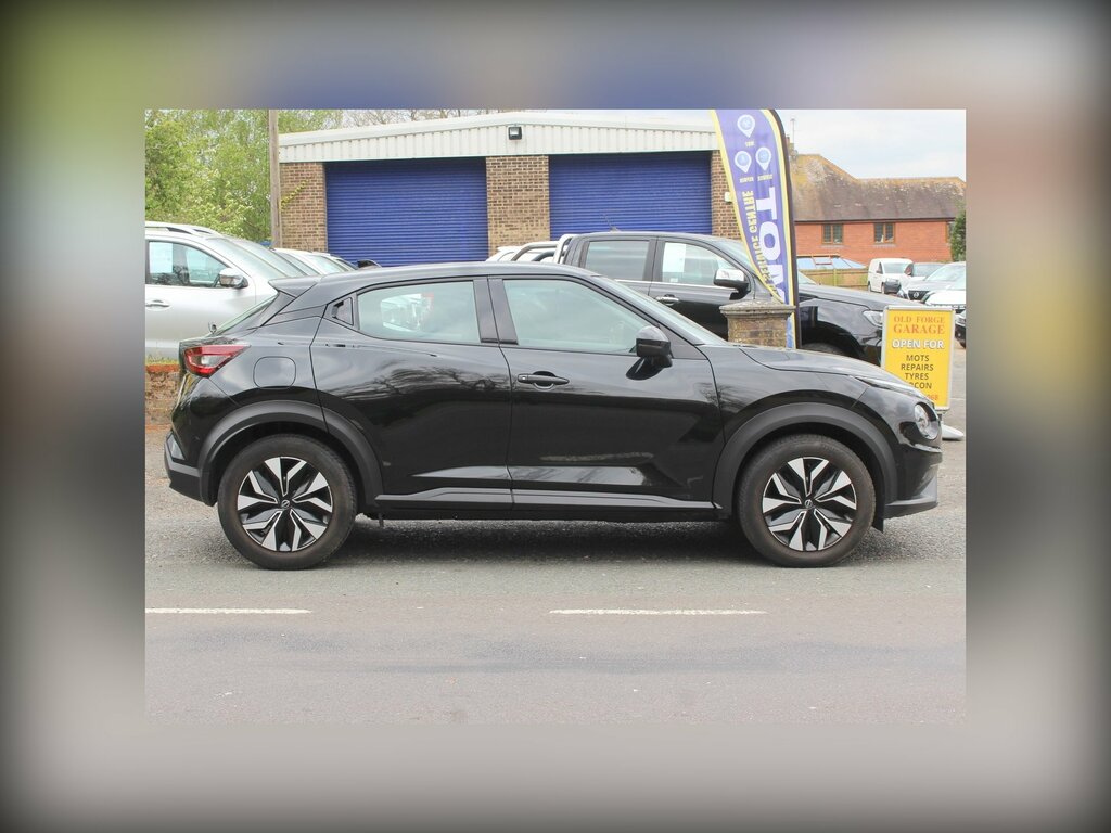 Nissan Juke 1.0 Dig-t Acenta Premium Suv Eur YH25CLN Black #6