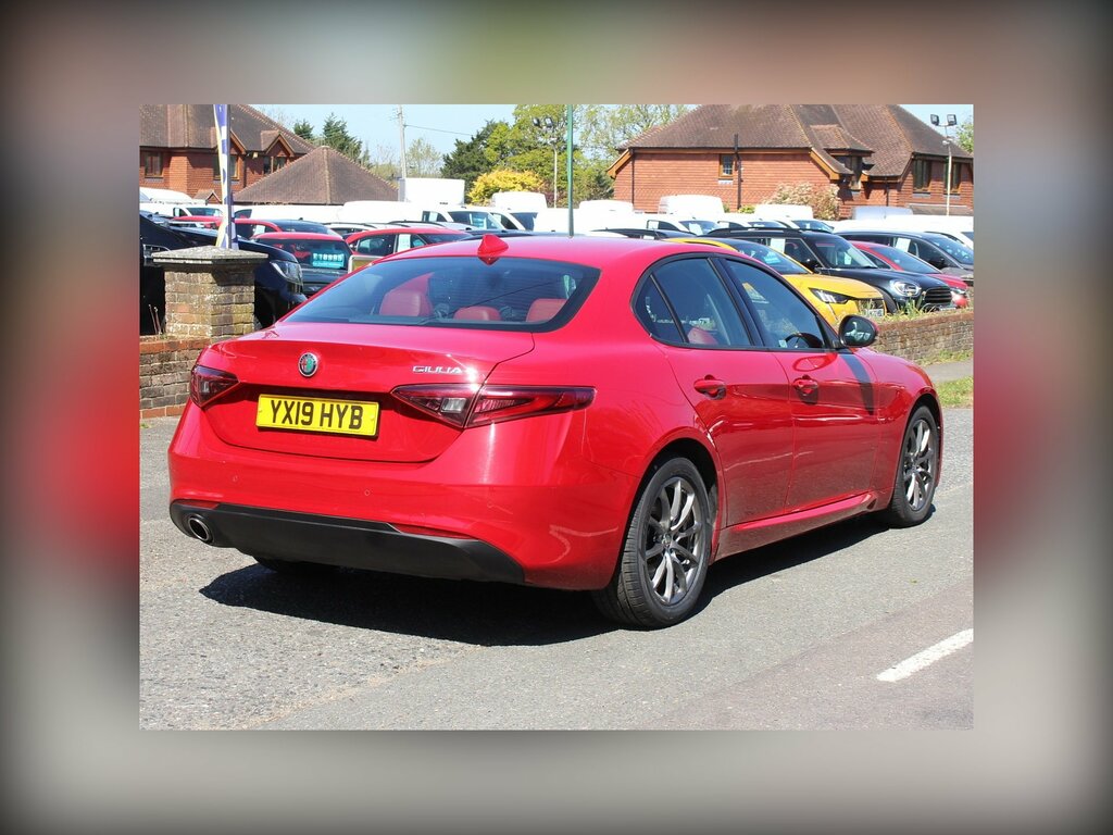 Alfa Romeo Giulia 2.2 Td Super Saloon Euro 6 Ss Red