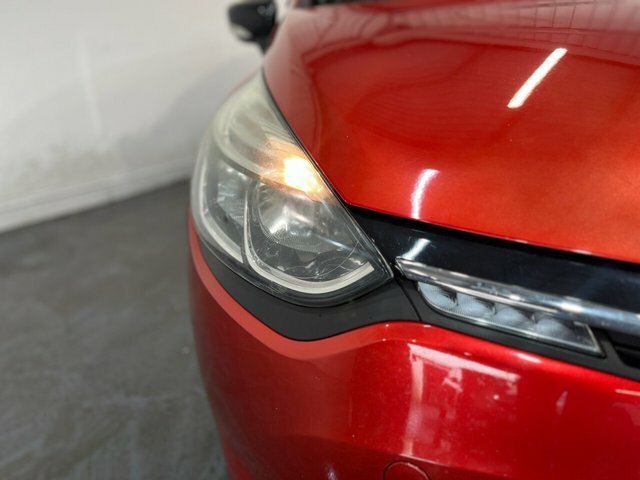 Renault Clio 0.9 Tce Dynamique S Nav Hatchback Manua SG16DHM Red #4