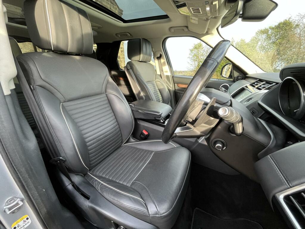 Land Rover Discovery Hse Luxury OE17UDK Silver #2