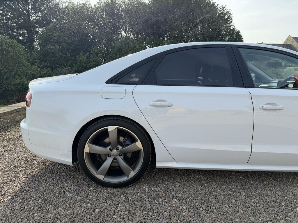 Audi A8 Black Edition White #6