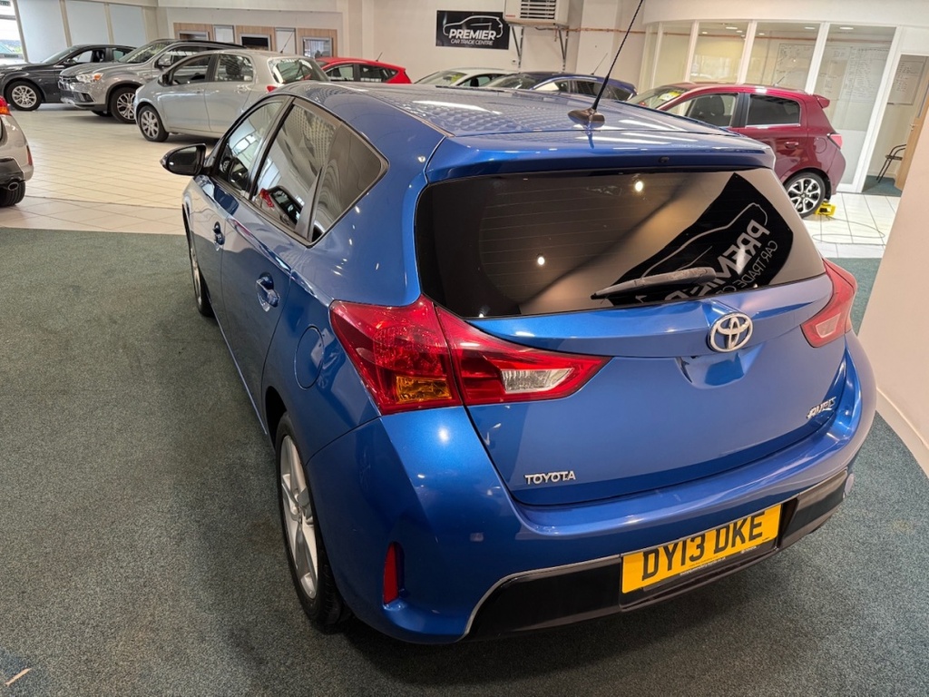 Toyota Auris 1.6 V-matic Sport Blue #4