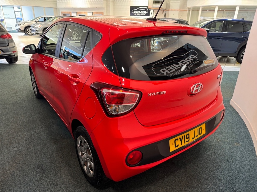 Hyundai I10 1.2 Se CY19JJO Red #3
