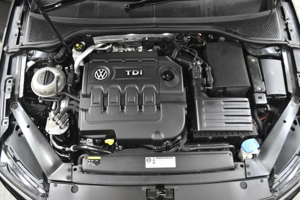 Volkswagen Passat 1.6 Tdi Bluemotion Tech S Euro 6 Ss GD64WJO Black #4